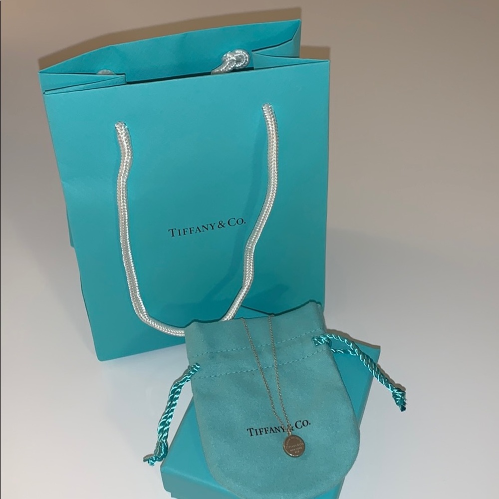 Return to Tiffany Round Circle Pendant on Chain
